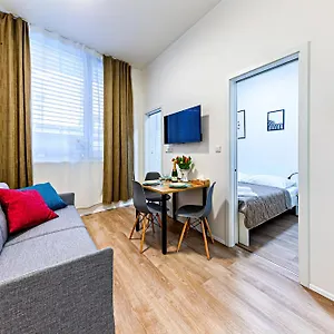 apt-rezidence-mozart.praguehotelsweb.com/
